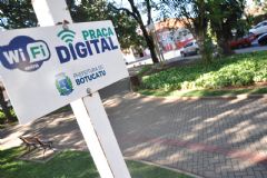 Praça Digital em Botucatu tem novo sistema de cadastro para facilitar o acesso de usuários