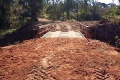 Botucatu recebe madeira apreendida pela Polícia Ambiental para reconstrução de pontes