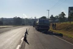 Acidente causa a morte de motociclista que bateu contra traseira caminhão em rodovia da região