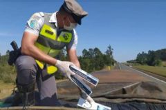 Policiais militares do TOR fazem apreensão de 500 mil maços de cigarros no Município de Itatinga