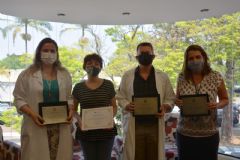 Médicos do HCFMB são homenageados pelo CREMESP pela atuação no enfrentamento à covid-19