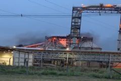 Incêndio ainda não esclarecido atinge fábrica da Duratex instalada no Município de Agudos 