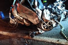 Motorista morre ao bater seu automóvel contra um caminhão em rodovia entre Botucatu e Anhembi