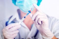 Botucatu recebe 1.020 doses de vacina contra a covid-19 mantendo alta incidência de transmissão 