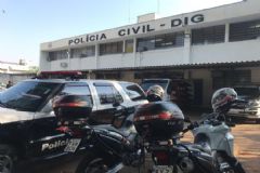 Policiais da DIG investigam caso de roubo à mão armada registrado na Castelinho
