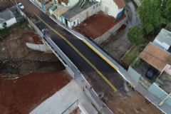 Ponte da Rua dos Costas destruída pelas chuvas é a 40ª a ser reconstruída em Botucatu