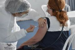 Nova etapa da imunização contra a covid-19 em Botucatu prevê vacinar população flutuante