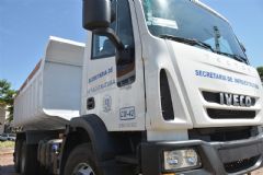 Infraestrutura adquire 3 novos caminhões para ampliação dos trabalhos em obras de Botucatu