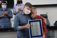 Câmara entrega Título de Cidadão Botucatuense ao professor Antonio Carlos Pereira