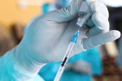 Ministério da Saúde decidirá só em janeiro sobre vacinação de crianças contra a covid-19