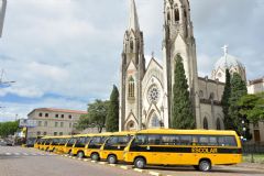 Educação Municipal de Botucatu adquire 10 novos ônibus para a frota escolar