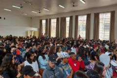 DDM de São Manuel ministra palestra para alunos do ensino médio sobre crimes diversos