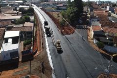 Avenida Conde de Serra Negra, na região Leste da Cidade, tem primeiro trecho asfaltado