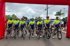 Grupo apaixonado pelo ciclismo radical esteve competindo em provas de Guarulhos e Itatinga