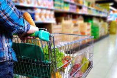 Decreto do Executivo limita a uma pessoa por família para realizar compras em supermercados