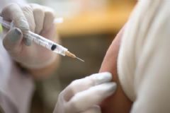 Dados da Secretaria de Saúde revelam que 15.847 idosos foram vacinados em Botucatu