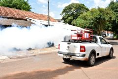 Prefeitura amplia estratégia para combater a dengue com nebulizador térmico para aplicar inseticida 