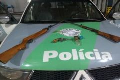 Polícia Militar Ambiental apreende armas de fogo que seriam usadas numa caça de capivaras