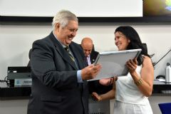 Câmara entrega o “Título de Cidadão Botucatuense” ao professor doutor Alfredo Colenci Júnior