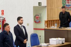 Câmara de Pardinho vota pedido de cassação do prefeito acusado de infração político-administrativa 