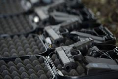 Supremo Tribunal Federal suspende decretos e barra compra de armas para uso pessoal 