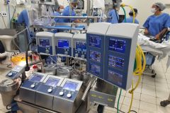 Hospital público da Unesp de Botucatu é o primeiro do estado a receber novo equipamento cirúrgico