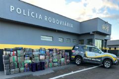Polícia Rodoviária prende paraguaios transportando quase duas toneladas de maconha em Pardinho