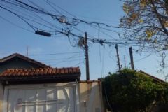 CPFL Paulista realiza operação especial em Botucatu com a finalidade de  organizar fios em postes